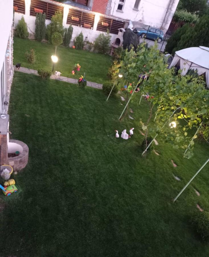 Семейна Къща Лазарови Sapareva Banya Extérieur photo
