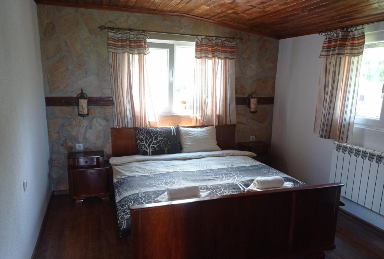 Семейна Къща Лазарови Sapareva Banya Extérieur photo