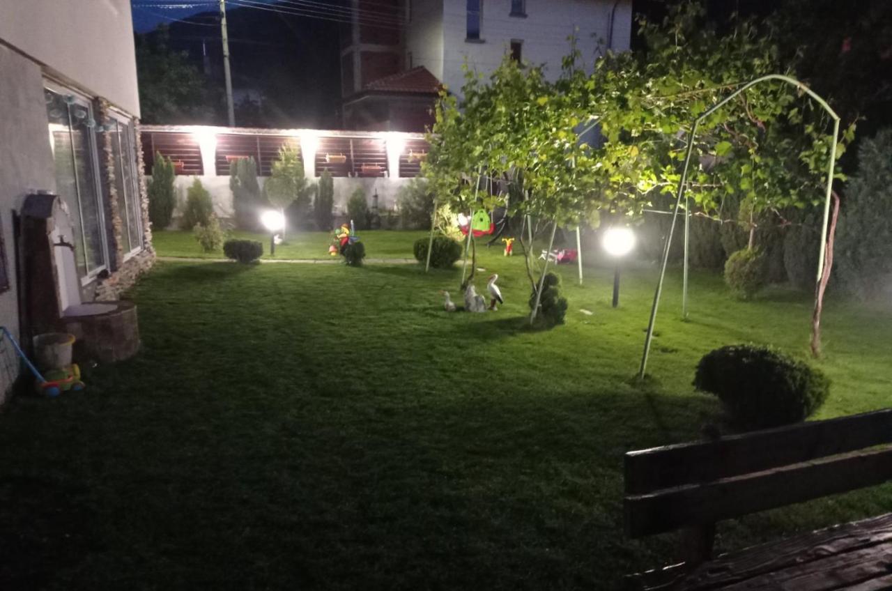 Семейна Къща Лазарови Sapareva Banya Extérieur photo